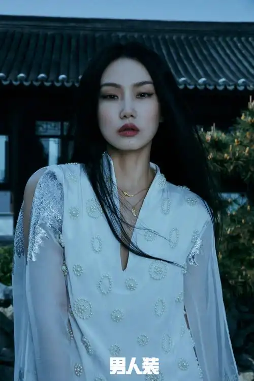 黄龄《男人装》大片