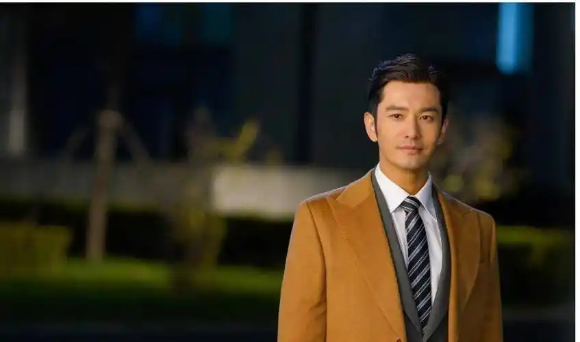 黄晓明:我朋友很多,但是没人找我拍戏,娱乐圈很现实!