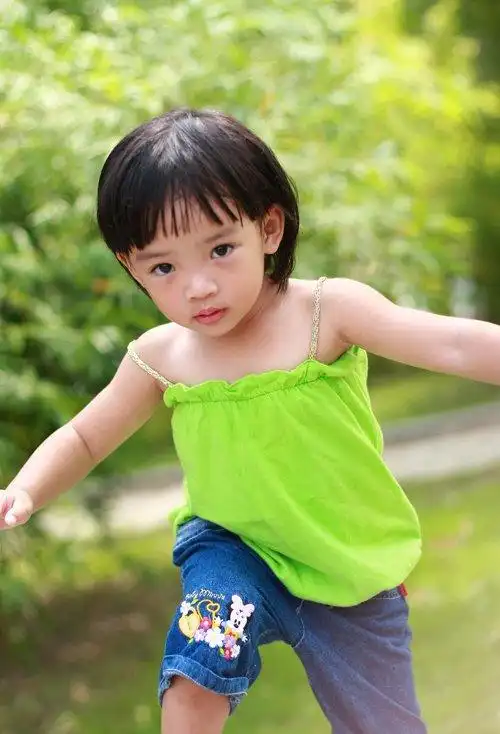 2020年儿童漂亮短发发型 小女孩剪乖巧短发造型