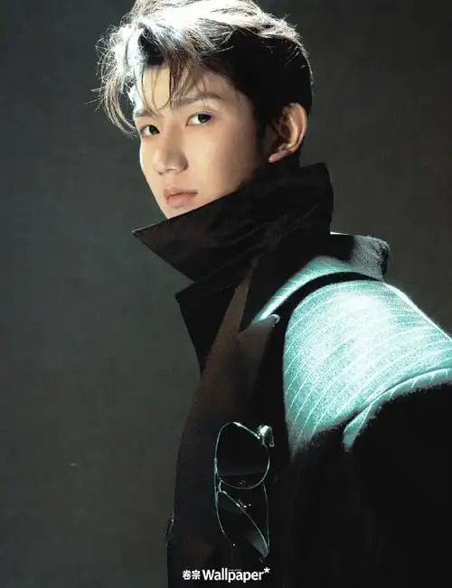 tfboys-王源卷宗wallpaper* 四月刊封面人物,廓形西装大衣,衬衫和