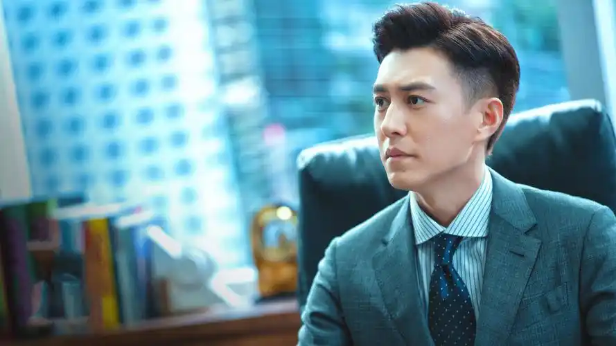 原创精英律师剧情惹争议靳东被指演技单一田雨朱珠获好评