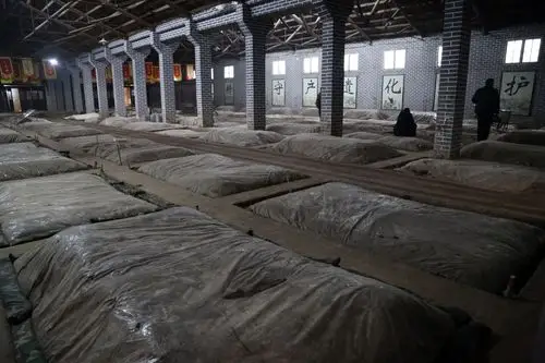 明清酒窖池:安徽"金不换"白酒