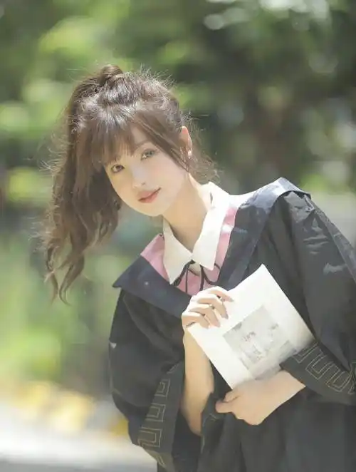 「毕业照」发型关键