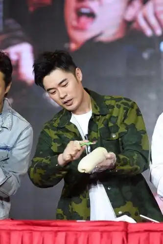 郑恺:希望我们继续奔跑下去