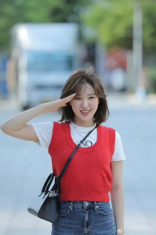 wendy 孙胜完 /图源见logo 676767侵删