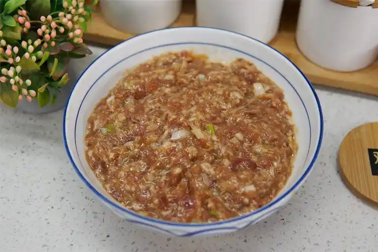 冬至快到了,收藏6种饺子馅的做法,荤素搭配,冬天有口福了