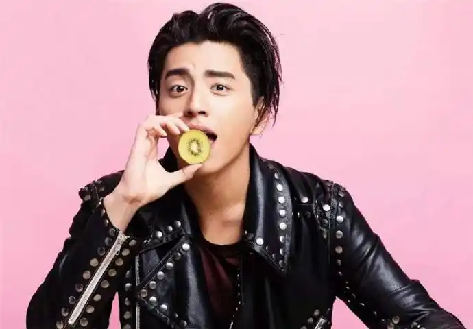 王大陆的嘴巴有多大 王大陆嘴巴真的能吃下小孩吗