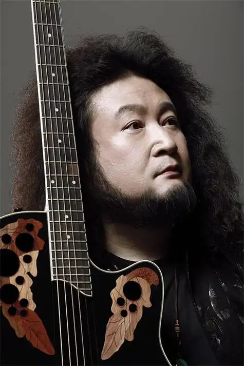 作曲家孟文豪:"牵着阳光的手"与音乐同行