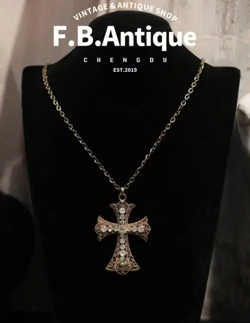 vintage分享镂空十字架项链