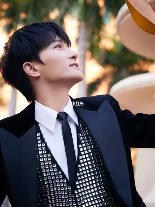 周深tmea小室帅照