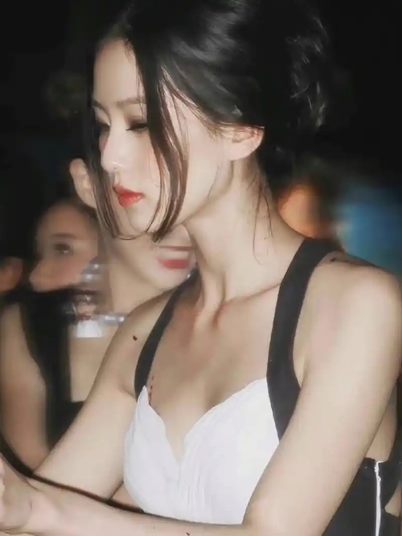 刘诗诗清纯小白花