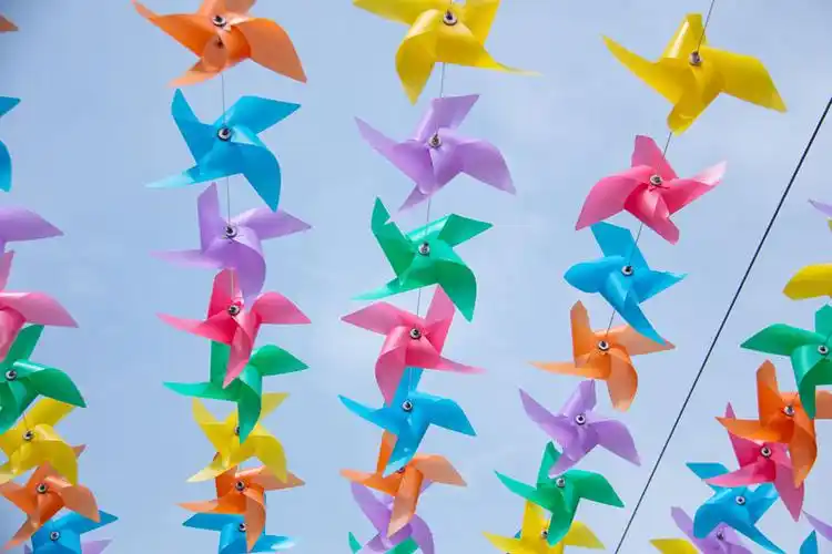 彩色风车_彩色风车图片