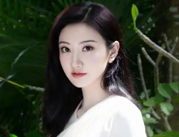 景甜卸妆后的面容(化妆化了个寂寞)(1)