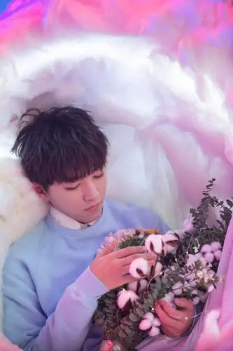 棉系少年王俊凯魅力帅气写真