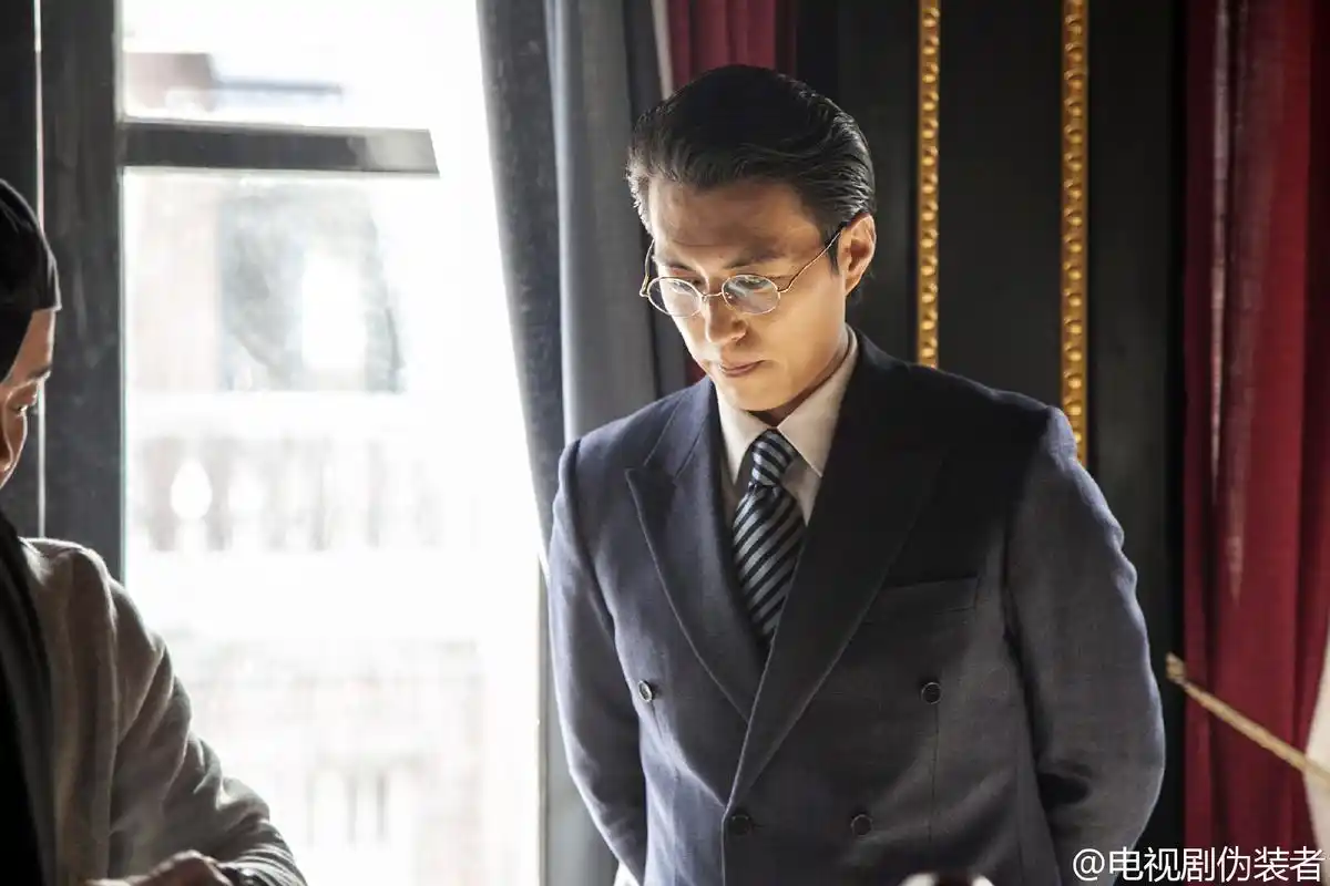 袁殊:5重间谍身份,《伪装者》明楼原型,功勋卓著,享年76岁