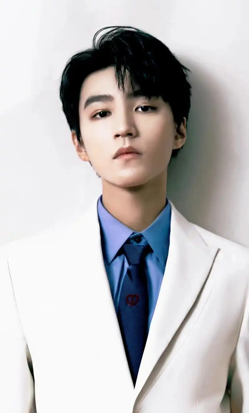 王俊凯 #王俊凯让人心动的n个瞬间 #能抗住怼脸镜头的颜值