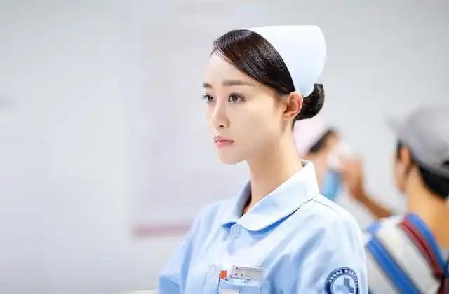 蓝盈莹杨羽(她是外科风云的霸气小护士杨羽)(1)