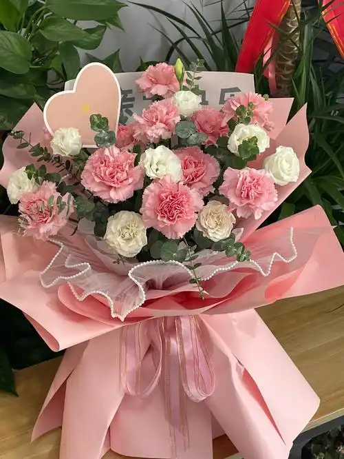 母亲节花束没有翻车感觉实物更好看