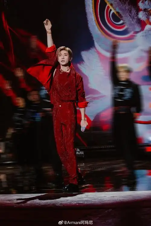 emporio armani全球代言人易烊千玺##armani聚光灯