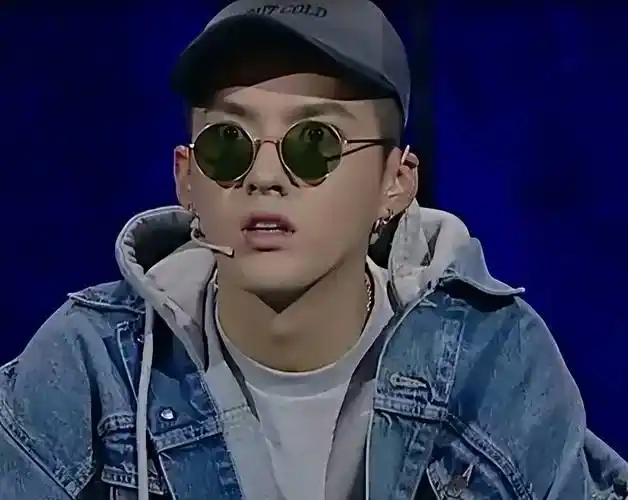 吴亦凡,用8年的时间,把自己推向了深渊_刘亦菲_方面_什么