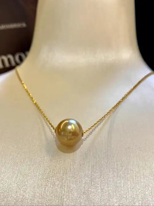 假期回家送长辈礼物浓金海水珍珠项链