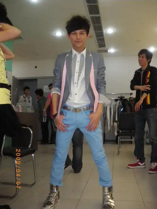 李泽楷古天乐何炅刘德华 雷人的断背传闻(组图)