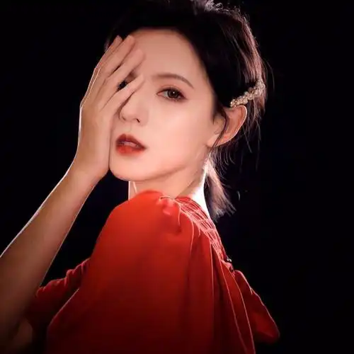 自裁张予曦头像二传标明许晚虞