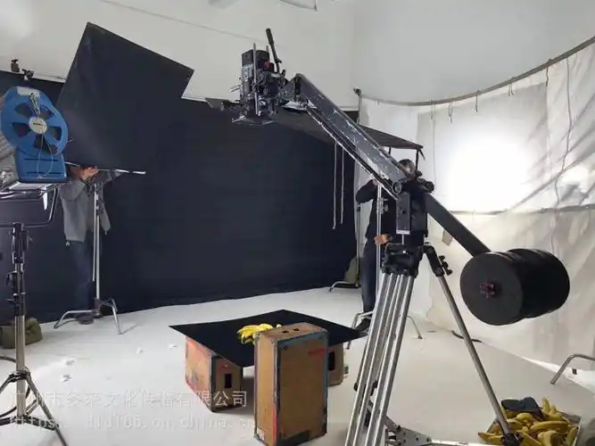 广州影视器材租赁 影棚出租 直播场地 实景小场景 平面拍摄