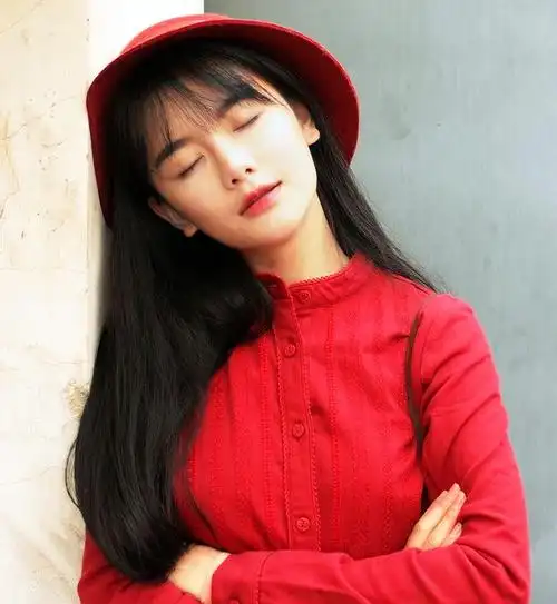 南笙街头随拍曝光