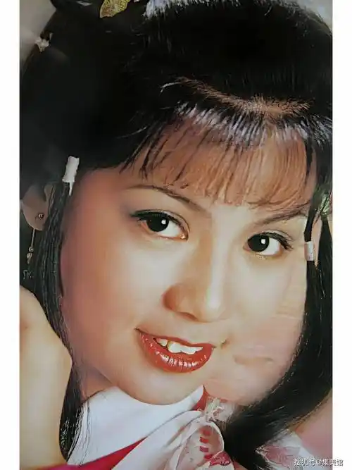 宛如仙女!"蓉儿"翁美玲,性感魅力无人能敌!_电视剧_名字_成为了