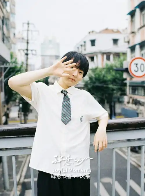 风袖电子刊首封##肆意siyi