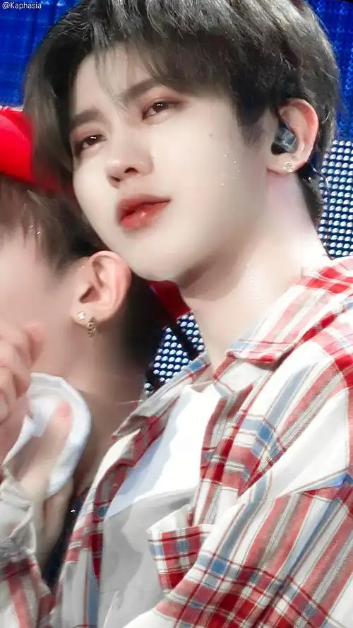 蔡徐坤 蔡小葵【壁纸】