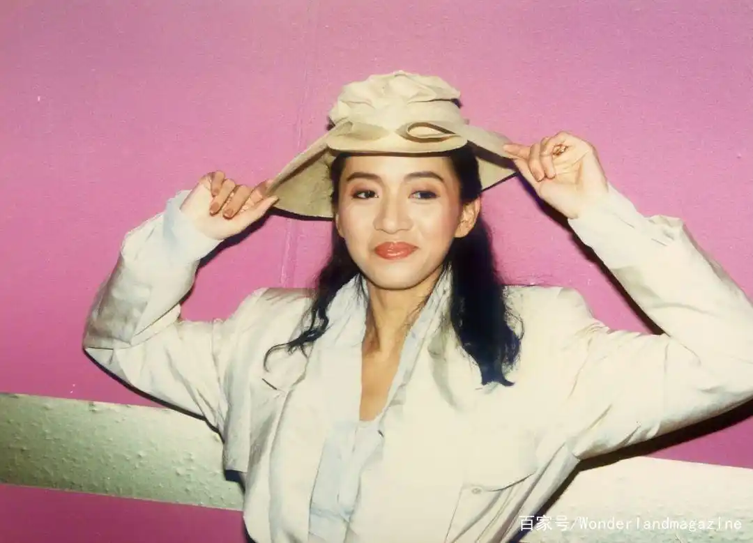 雌雄莫辨?梅艳芳的天后蜕变时尚史:一场越活越年轻的奇幻逆缘