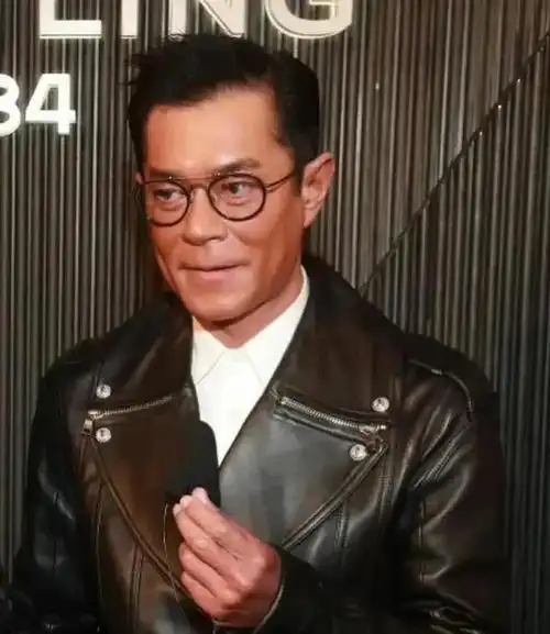 大瓜古天乐泰国拜四面佛送4头金象眼神上热搜王石也在