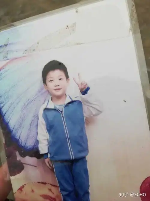 儿时和现在 噢对,我是男生