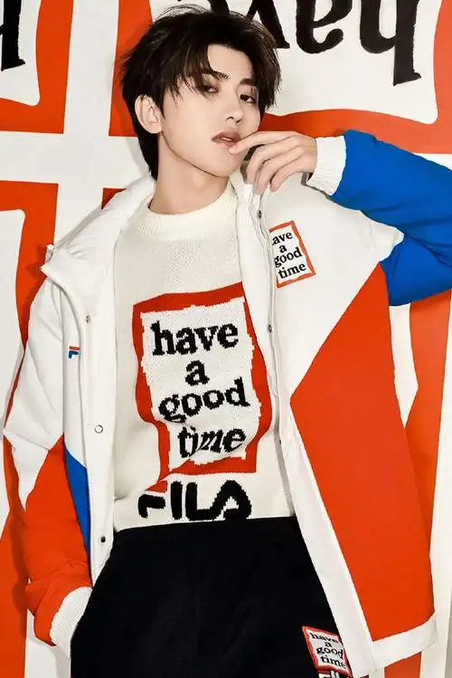 fila代言人蔡徐坤