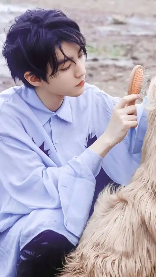 王俊凯壁纸一眼定格红尘喧嚣一眼注定就此沦陷