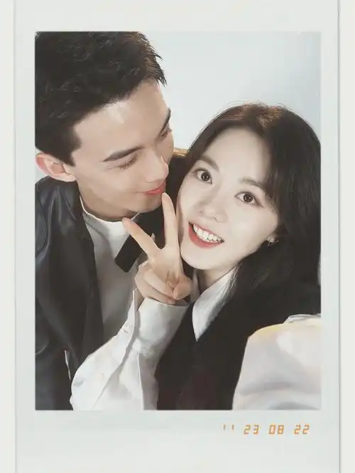 吴磊赵今麦在暴风雪时分七夕"甜蜜合照","发糖"互动 – 飞猪电影院