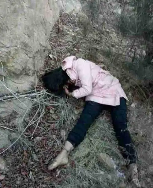 (坠崖少女小梅 小梅母亲提供)