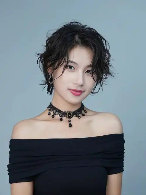 酷感前卫女士短发