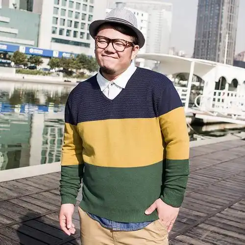 jsmix胖胖星球大码男装潮流撞色拼接v领针织衫加肥加大潮胖子毛衣男x1