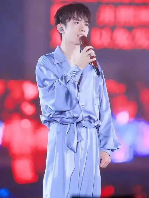 好像回到那个湿漉漉的夏天 听你的演唱会90