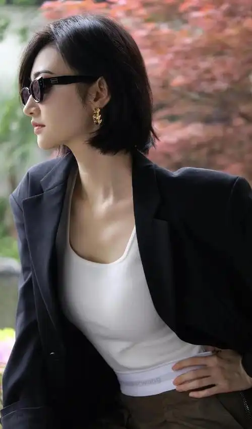 景甜最新物料,大甜甜好美好美呀!