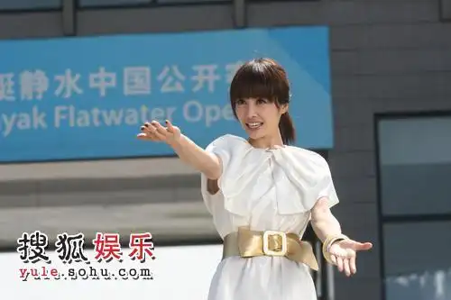 组图:《北京欢迎你》mv百位明星为奥运放歌①