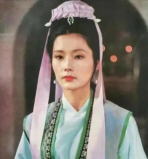 何赛飞:从"妙玉"到"姨太太专业户",原来,她不只是影视演员