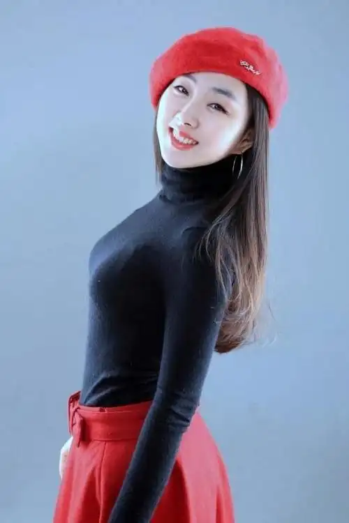 中国流行乐坛女歌手肖洋