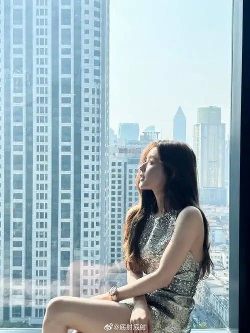 赵露思希腊脚一字带玉足#赵露思