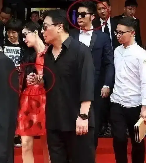 41岁范冰冰强势复出,背后疑似有大佬撑腰,可惜她霸气已不在_生活资讯