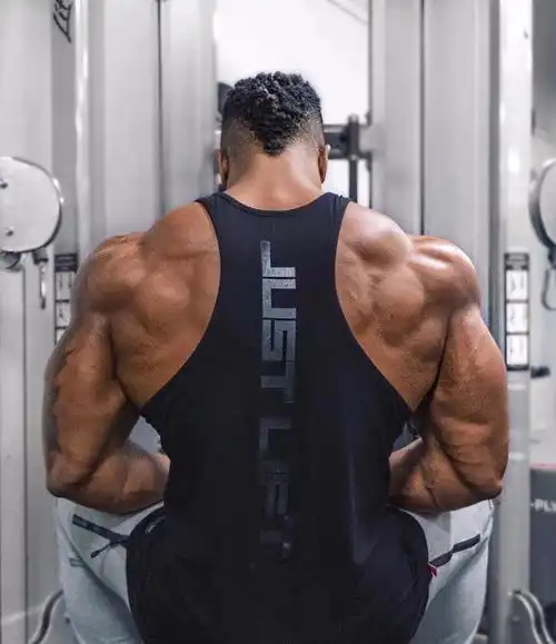 肌肉熊猫这背简直就是上帝之作