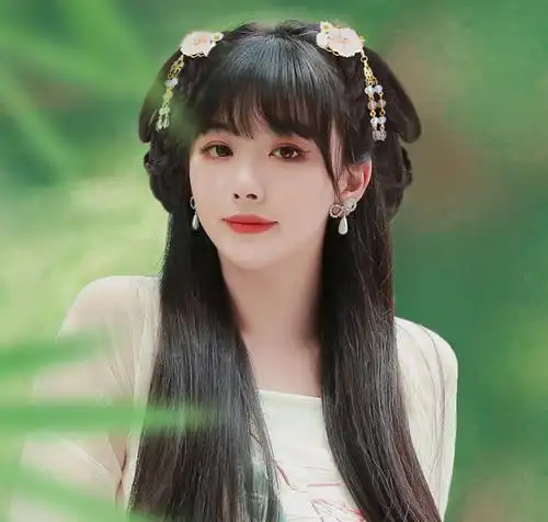 孔雪儿古装扮相清纯,回眸一笑迷倒众人,看清妆容后发现撞脸杨幂